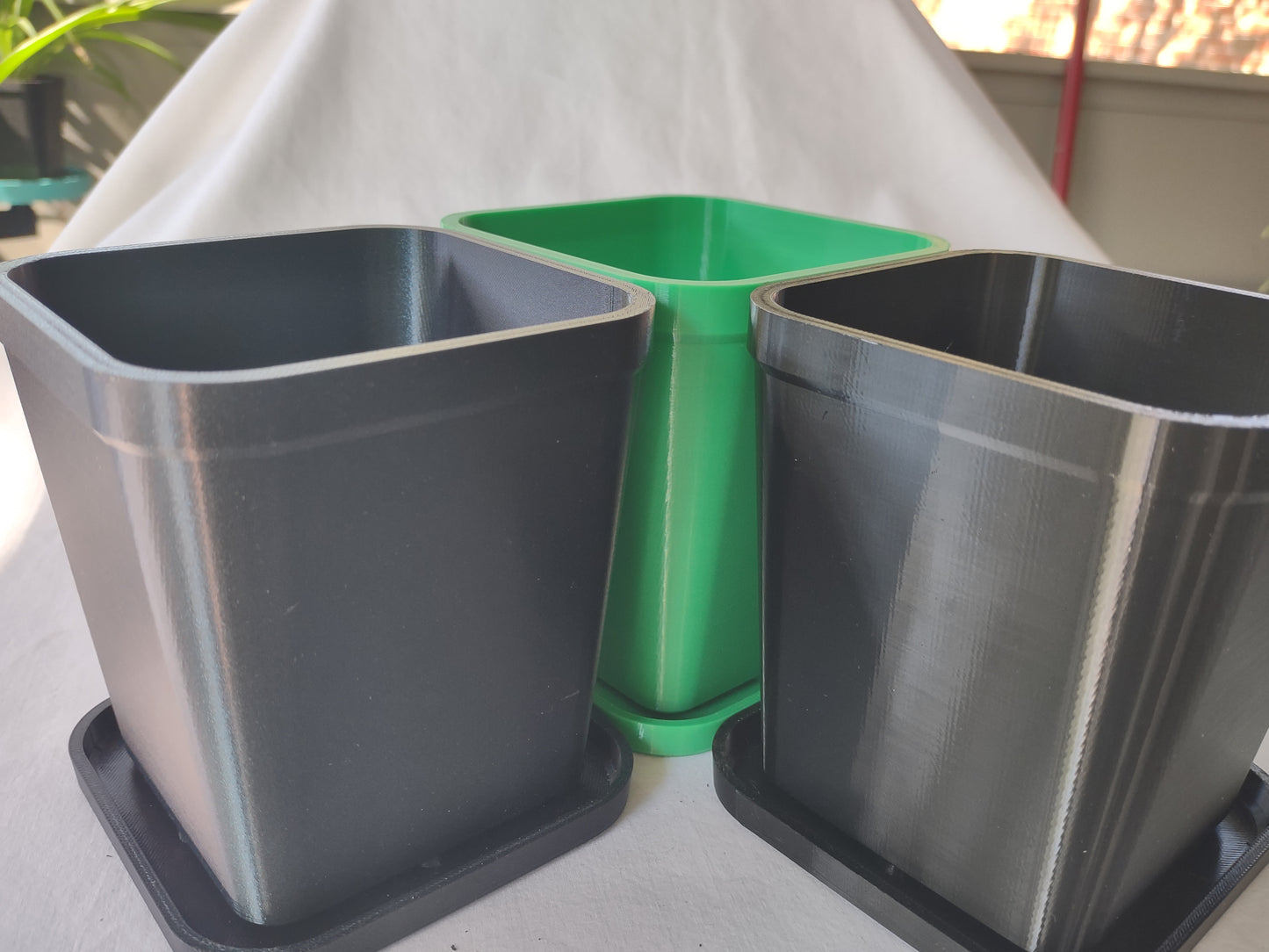 Square Sprout Haven - 3D Printed Self-Watering Planter with Drain Tray
